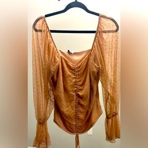 Mesh scrunchie blush Top